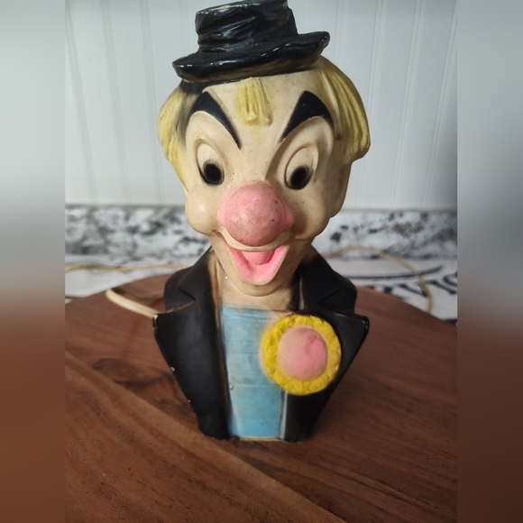 Vintage Plastic Lighted Clown Head Bust Night Light Tested Works - Picture 1 of 8